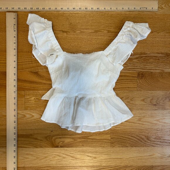Francesca's white top open back - Picture 1 of 5